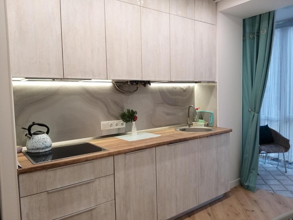 центр елітновобуд яровиця 11 Apartment *