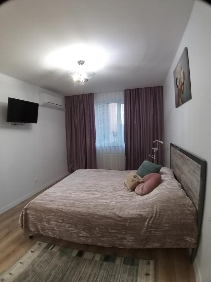 центр елітновобуд яровиця 11 Apartment